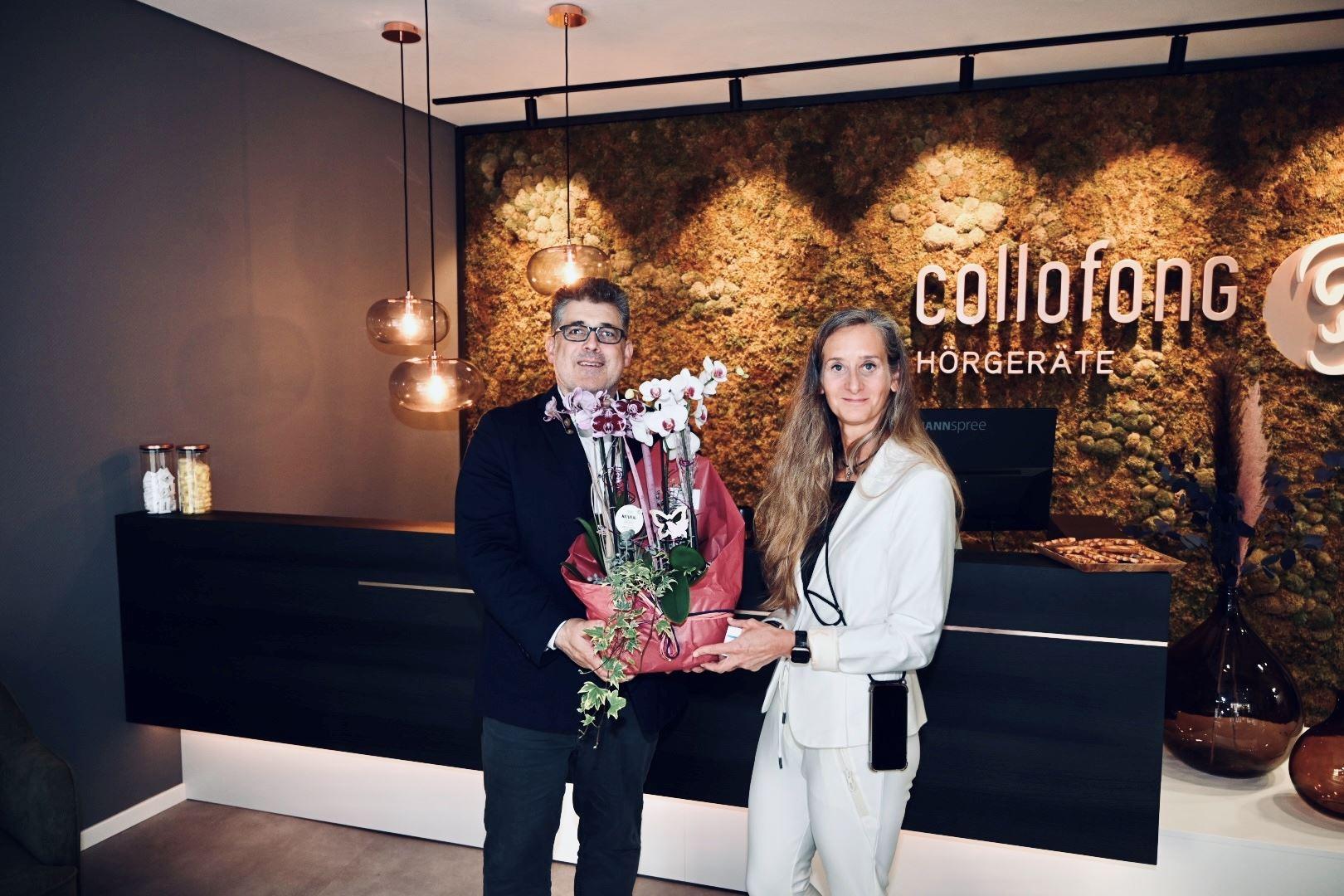Bürgermeister Ulrich Mönch zu Besuch bei Hörgeräte Collofong